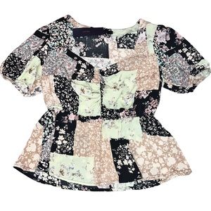 NEW Eclair Floral Neutral Color block V Neck Blouse Women’s Size Medium